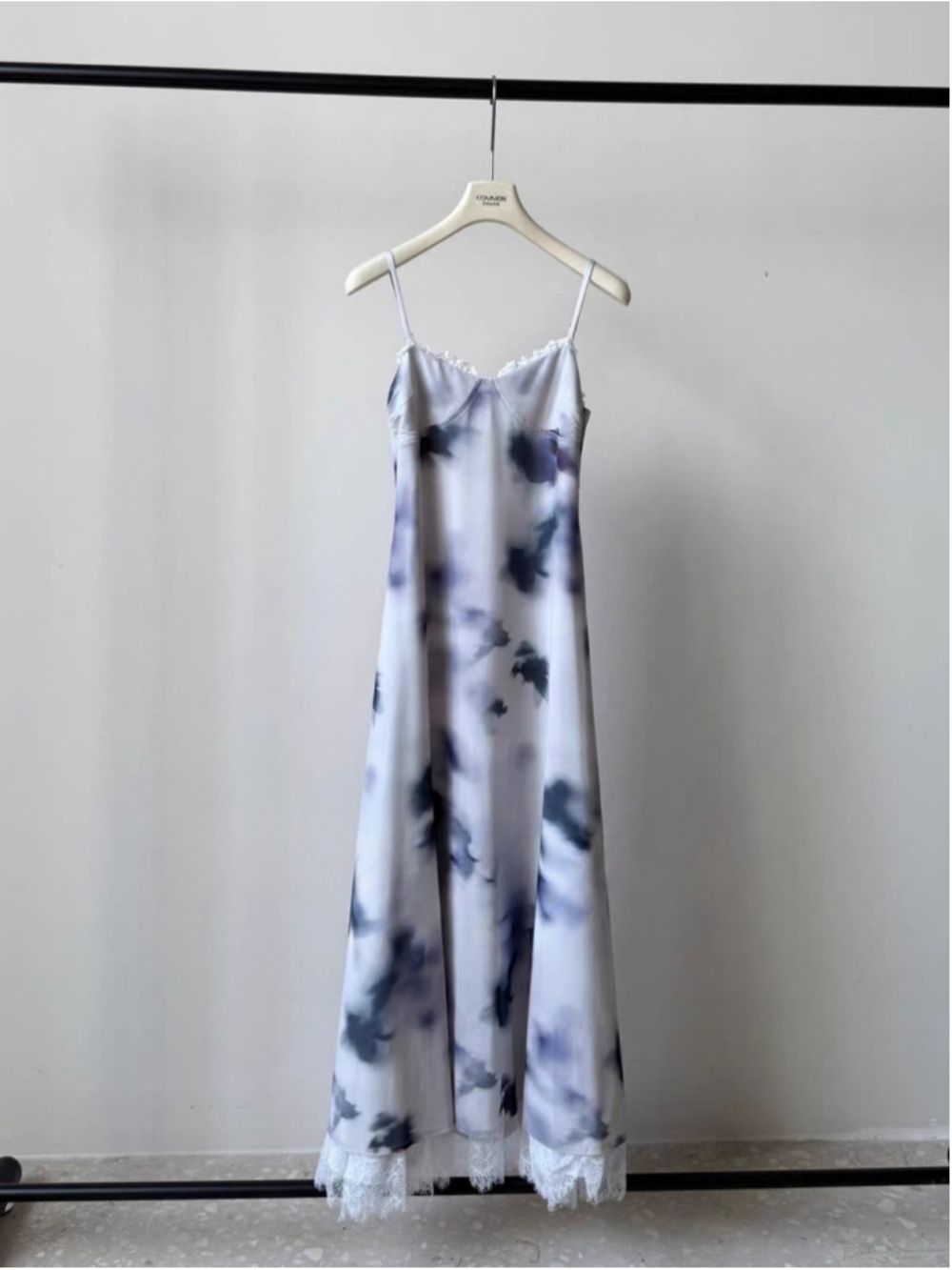 Women's Unbranded Maxi Dress Size S White Blue Tie Dye Lace Trim